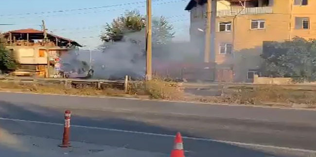 Sakarya'da seyir halindeki otomobil alev alev yandı!