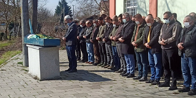 Tülin Çetin'in cenazesi toprağa verildi: Silah yanlışlıkla ateş aldı iddiası