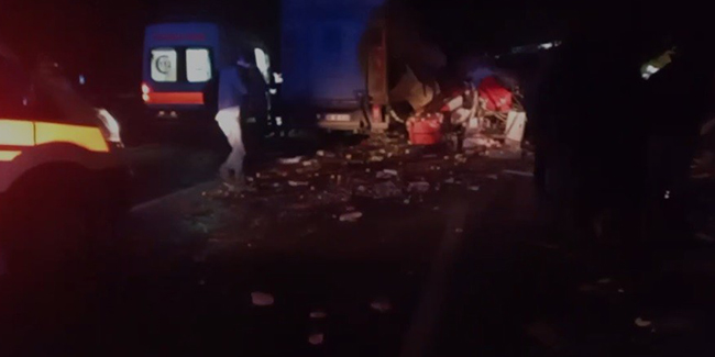 Bilecik'te kamyonetin çarptığı tır şoförü hayatını kaybetti