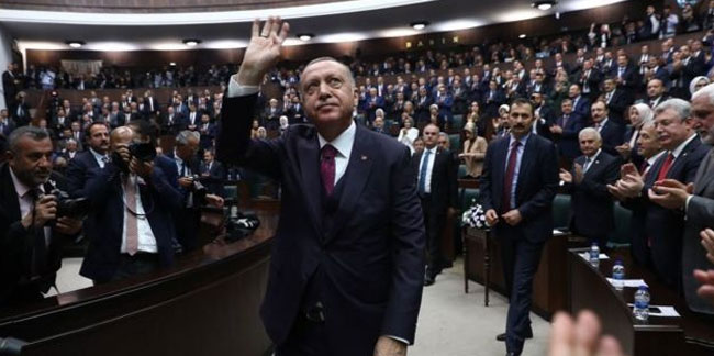 Ahmet Hakan, AK Partili bakan ve vekilleri hedef aldı: Ne yazık ki