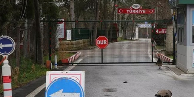 Yunanistan Türkiye sınırlarını kapattı!