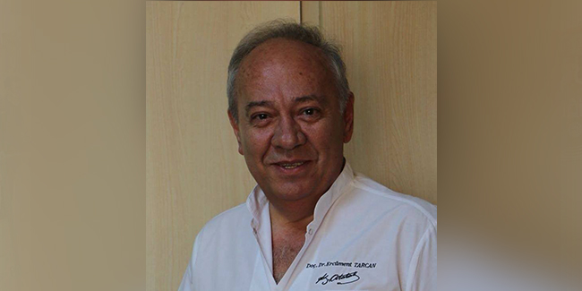 İzmir'de bir doktor görevi başında hayatını kaybetti