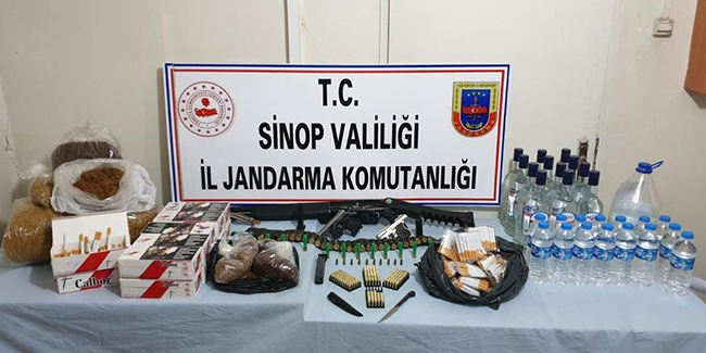 Sinop’ta etil alkol, kaçak tütün ve ruhsatsız silahlar ele geçirildi