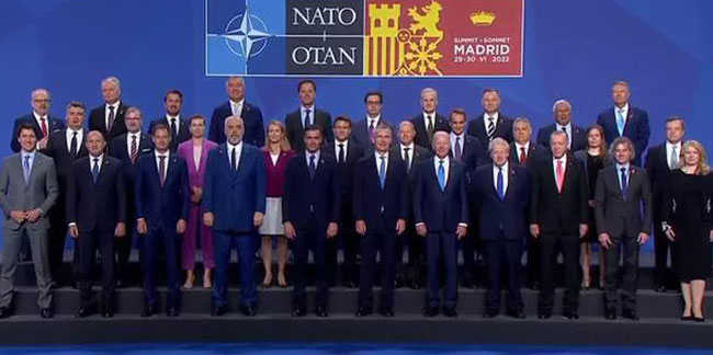 NATO’da liderler bir arada! Aile fotoğrafı sonrası zirve başladı!