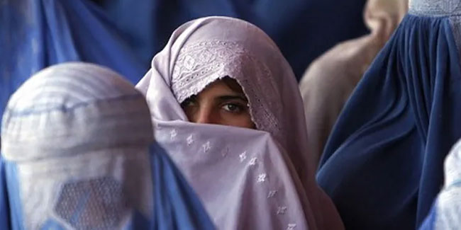 Taliban vahşeti bitmiyor: Afgan kadını yakarak öldürdüler