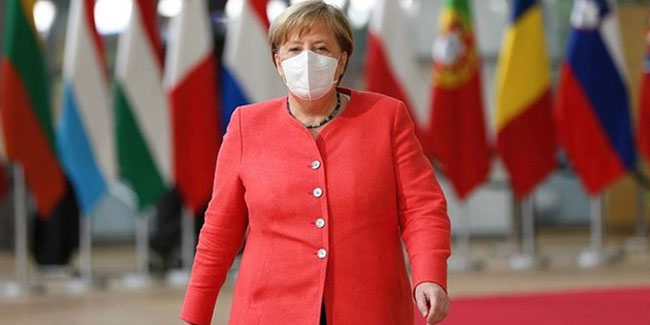 Merkel'den salgınla ilgili açıklama: Aile dışı teması azaltın