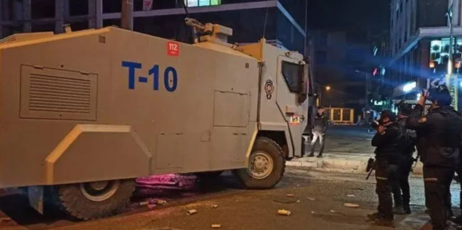 Van'da polis müdahalesi | DEM Partililerin kutlaması sonrası bazı gruplar polise taş attı