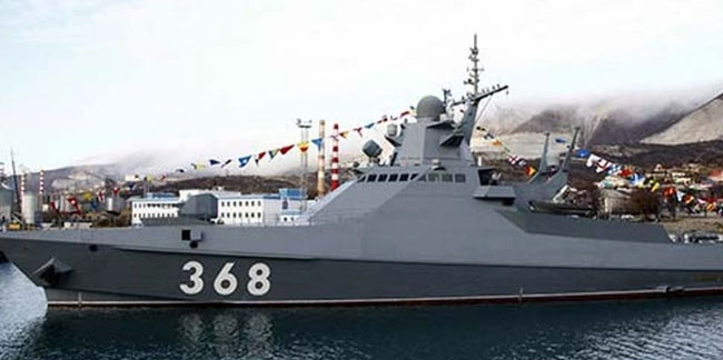 Rus savaş gemisi Karadeniz’de kuru yük gemisine uyarı ateşi açtı!