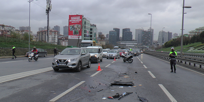15 Temmuz Şehitler Köprüsü Edirne istikametinde trafik kazası: 3 yaralı