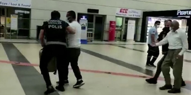 Antalya Havalimanı'nda 4 kilogram metamfetamin ele geçirildi