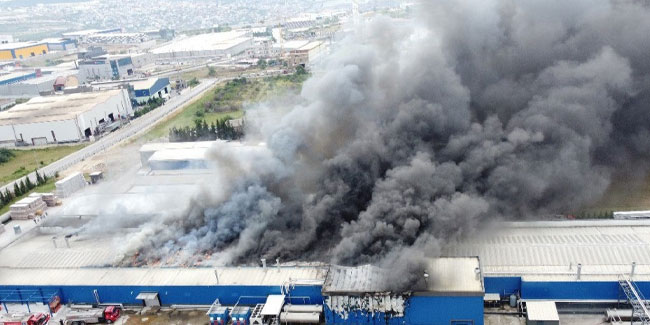 Kimya fabrikasında yangın: 6 saat sonra söndürülebildi!