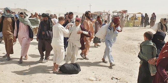Afganistan’da Taliban kritik bölgeyi ele geçirdi! ABD bombardımana başladı