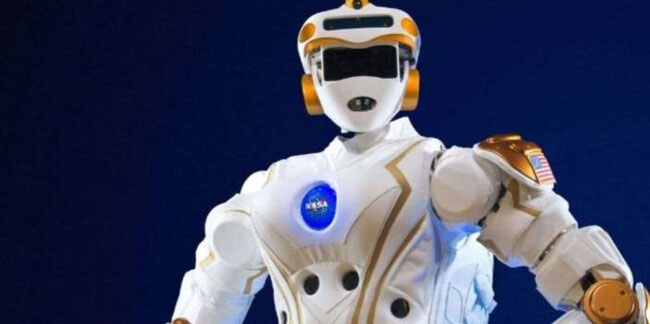 NASA, insansı astronot robotunu test ediyor