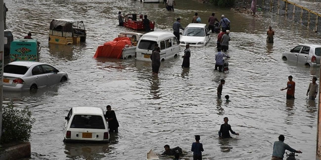 Şiddetli yağış ve fırtına Pakistan'ın Sindh eyaletinde 26 kişinin ölümüne yol açtı