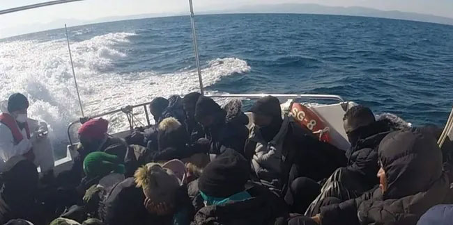 Ayvalık'ta 36 göçmen sahil güvenlik tarafından kurtarıldı