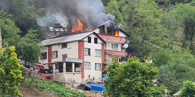 Trabzon'da korkutan yangın! Alevler içinde kaldı