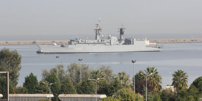 Romanya savaş gemisi Samsun’da
