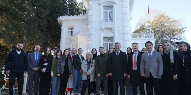 Trabzon Üniversitesi öğrencileri Atatürk Köşkü’ne hayran kaldı 