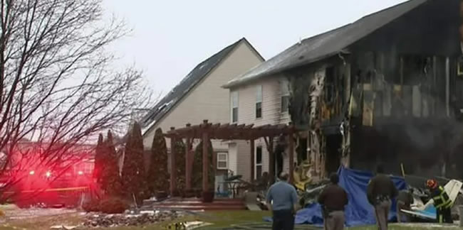 ABD'de küçük uçağın bir evin üzerine düşmesi sonucu 3 kişi öldü