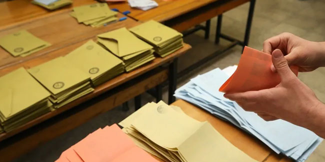 Bir yerel seçim anketi açıklandı: ''AK Parti ikinci parti''