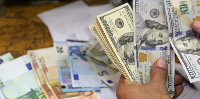 Dolar, Euro ve altın tatil dinlemedi
