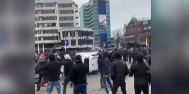 Hollanda’da Covid-19 yasakları protesto edildi