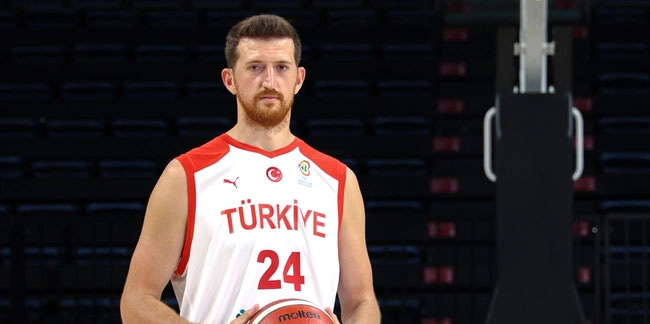 Anadolu Efes, milli basketbolcu Ercan Osmani'yi transfer etti