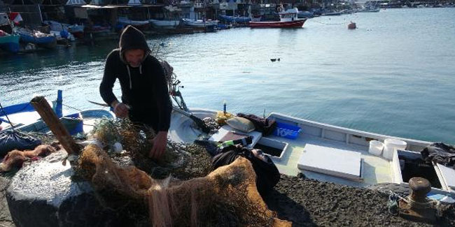 Trabzon'da balıkçılığa 'çöp' tehdidi