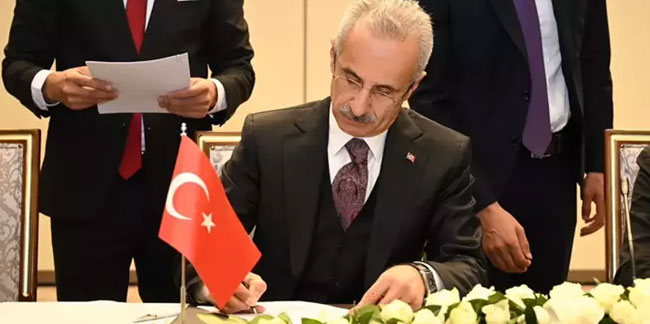 Bakan Uraloğlu, Özbekistan'da! 'Taşkent Deklarasyonu' imzalandı