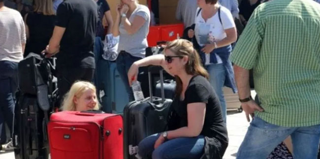 İsrailli turistler korkudan ülkelerine dönemedi