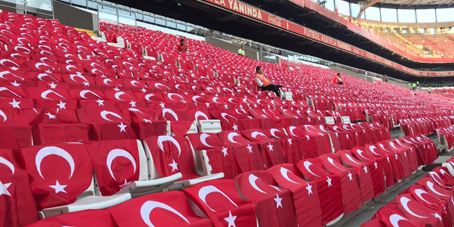 Türkiye-Karadağ maçı Beşiktaş Park'ta
