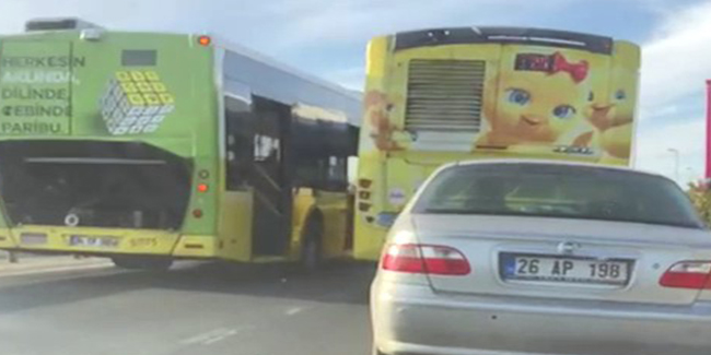 Eyüpsultan'da İETT otobüsü arıza yaptı, trafik felç oldu
