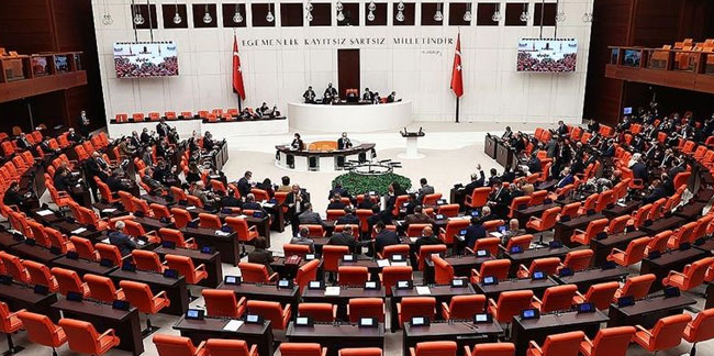 Muharrem Sarıkaya: Milletvekili transferlerinin devamı gelecek...