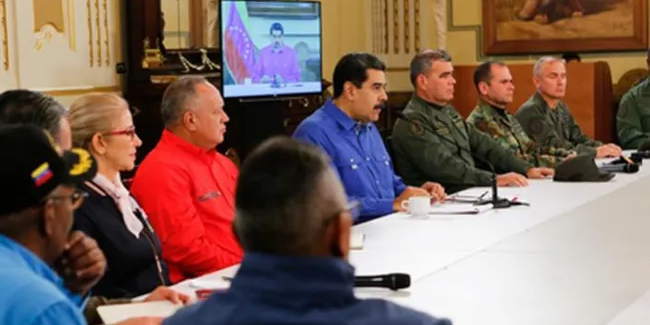 Maduro, Rusya'ya borcunu Ruble olarak ödedi