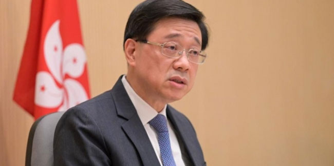 Hong Kong'da baş yöneticiliğe eski güvenlik şefi John Lee seçildi