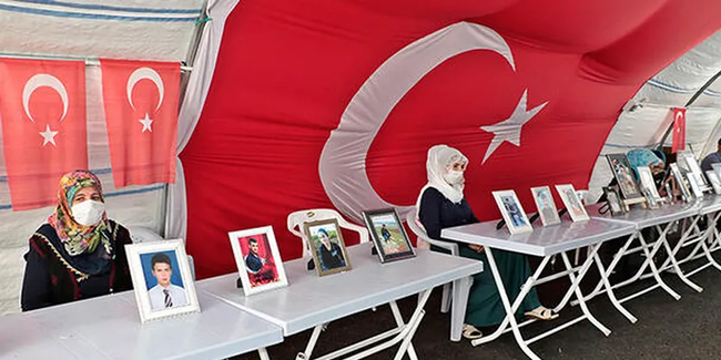 HDP önündeki evlat nöbetinde 258'inci gün