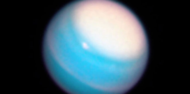 Hubble paylaştı: Uranüs soluklaşıyor