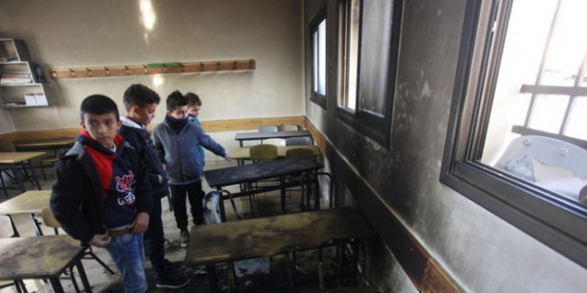 Yahudiler Filistin'da okul yaktı!