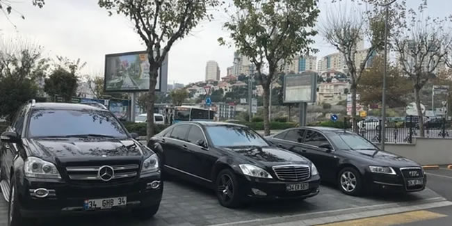 İstanbul Büyükşehir Belediyesi 3 lüks aracını sattı