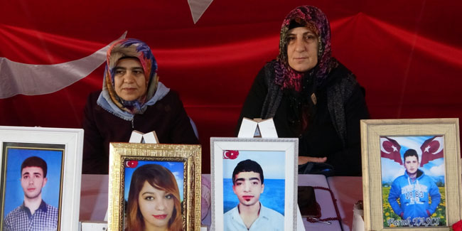 Diyarbakır anneleri Ramazan ayında da evlatlarının yolunu gözlüyor