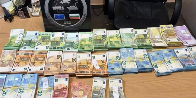 Bulgaristan-Türkiye sınırında 74 bin euro nakit ele geçirildi!
