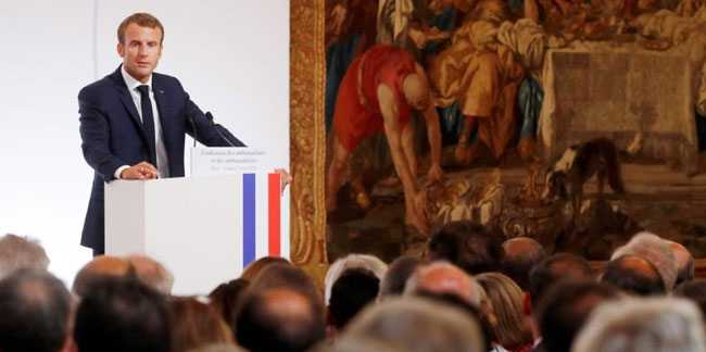 Fransa'da grevlerin ardı arkası kesilmiyor: Bu sefer de diplomatlar...