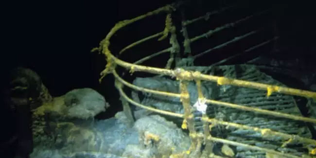 Titanik'in okyanus dibindeki enkazını ziyaret etmek neden riskli?