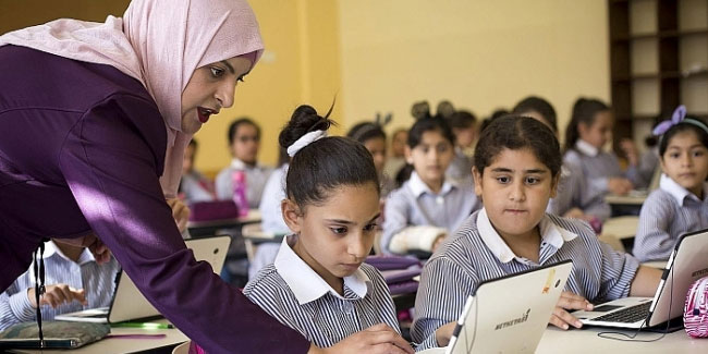 Filistin'de koronavirüs nedeniyle kapalı olan okullar yeniden açıldı