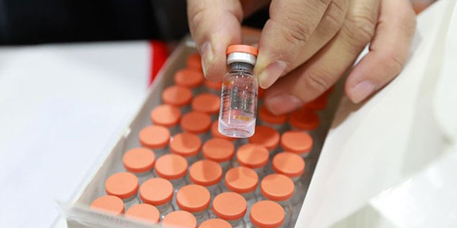 Çin üretimi koronavirüs aşısı için dikkat çeken 60 yaş açıklaması!