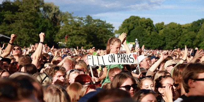 Finlandiya Başbakanı Marin Rock festivalinde göz kamaştırdı