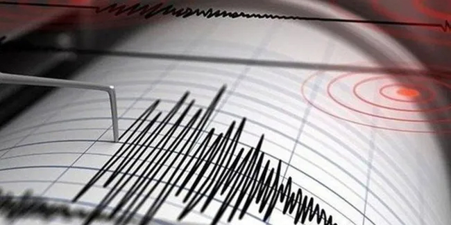 İzmir'in Karaburun açıklarında 4,2 büyüklüğünde deprem