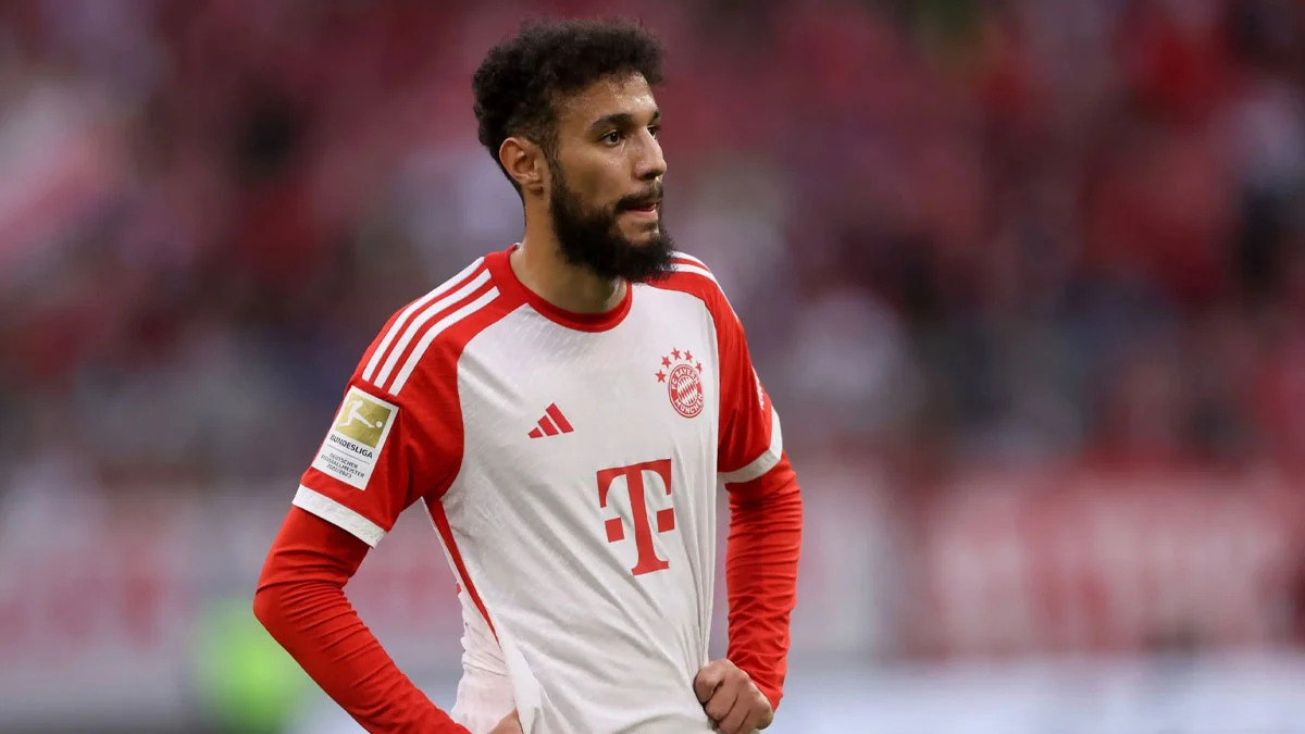 Bayern Münih'ten 'Mazraoui' için kararını verdi