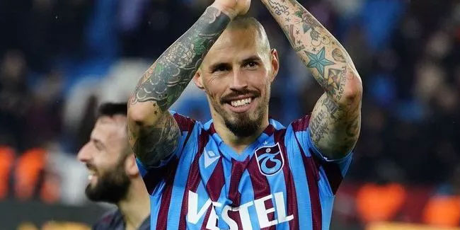 Trabzonspor 'un yıldızına övgü: ‘Hamsik, rock yıldızı gibi’