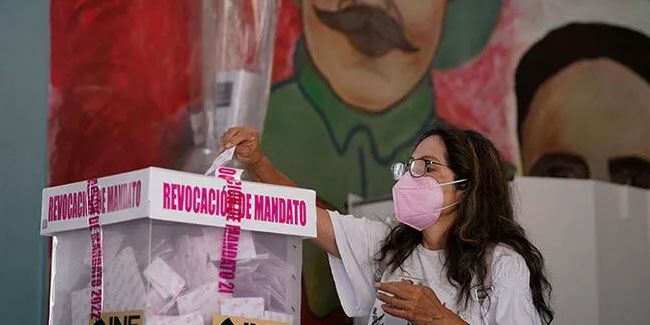 Meksika'da Obrador'un referandum zaferi
